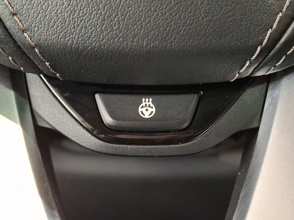 Certified 2022 BMW X7 xDrive40i w/ Premium Package image 19