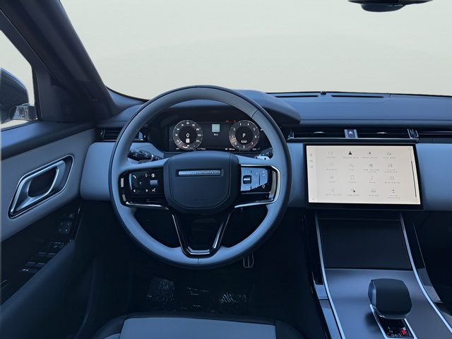 Certified 2026 Land Rover Range Rover Velar Dynamic SE AWD/4WD image 10