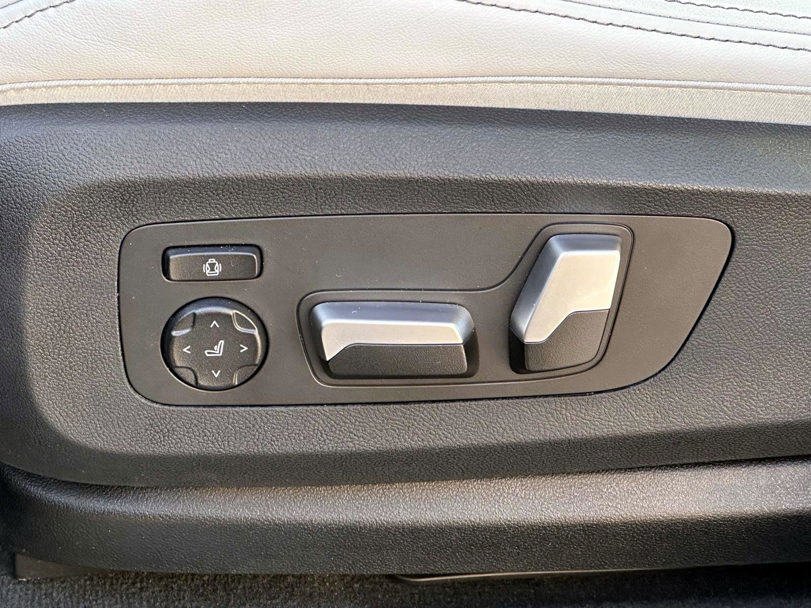 Used 2026 BMW X5 xDrive40i w/ Premium Package AWD/4WD image 15