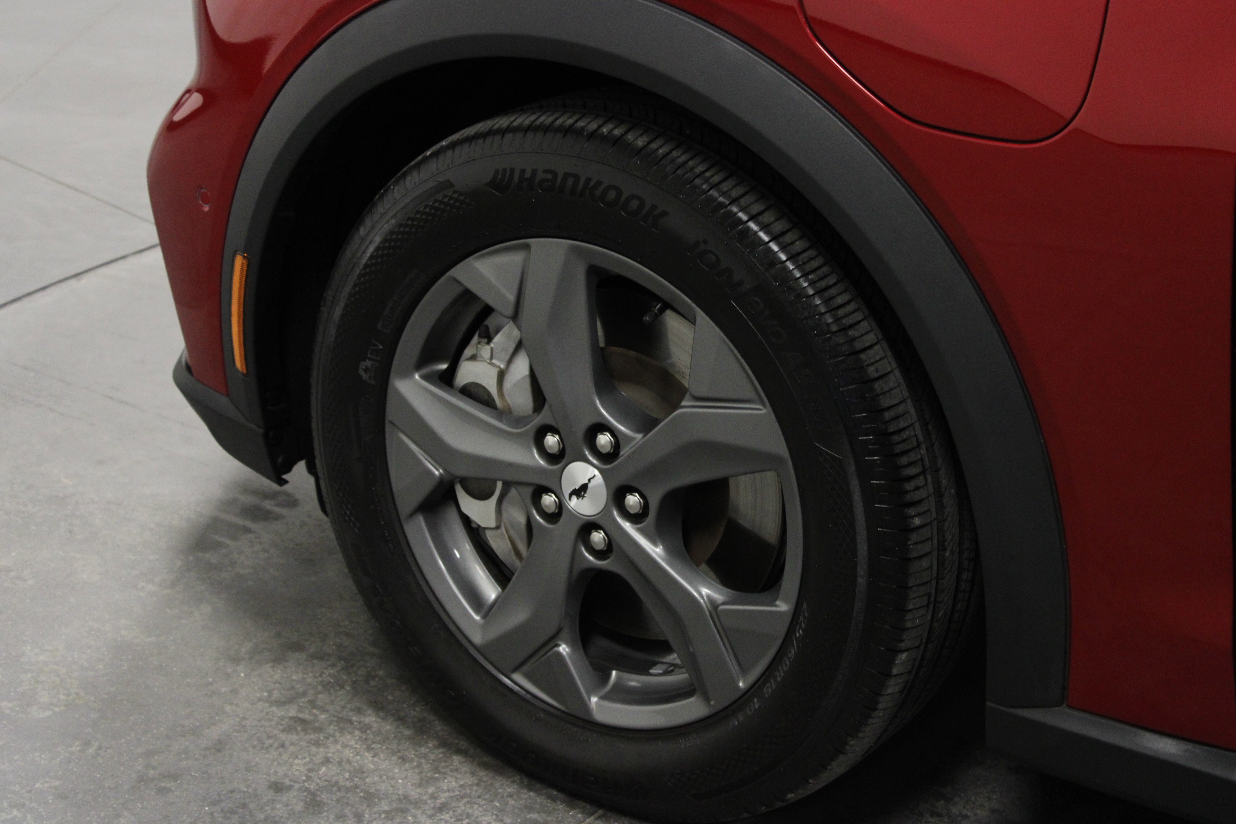 Used 2021 Ford Mustang Mach-E Select image 10