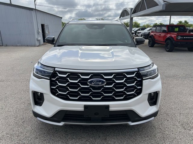 New 2025 Ford Explorer Platinum image 2