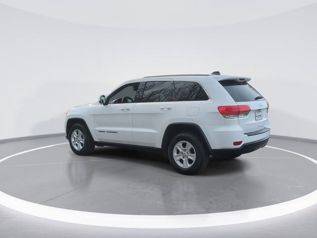 Used 2017 Jeep Grand Cherokee Laredo image 6