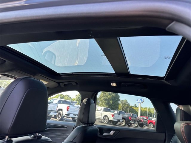 New 2025 Ford Escape ST-Line Select w/ Tech Pack #2 image 14