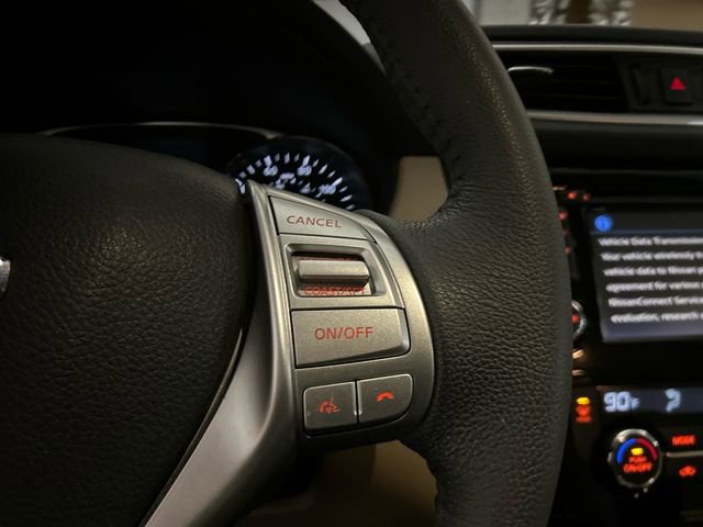 Used 2016 Nissan Rogue SL w/ SL Premium Package image 13