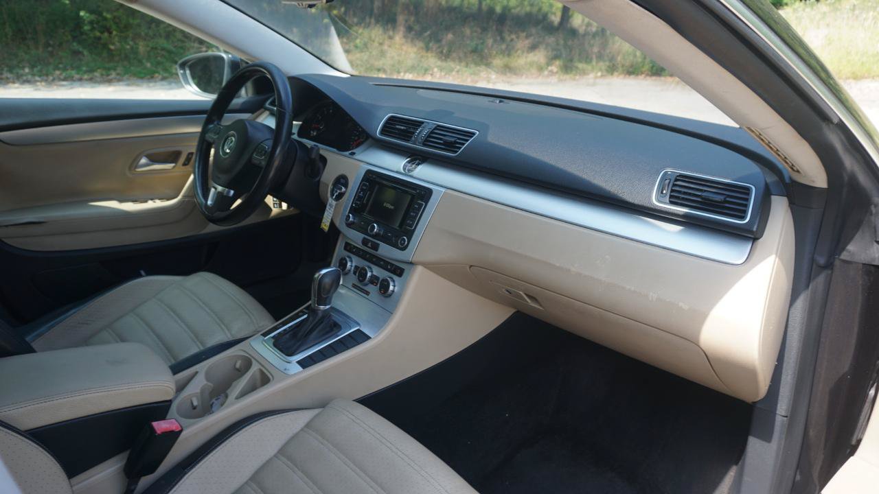 Used 2013 Volkswagen CC R-Line FWD image 13