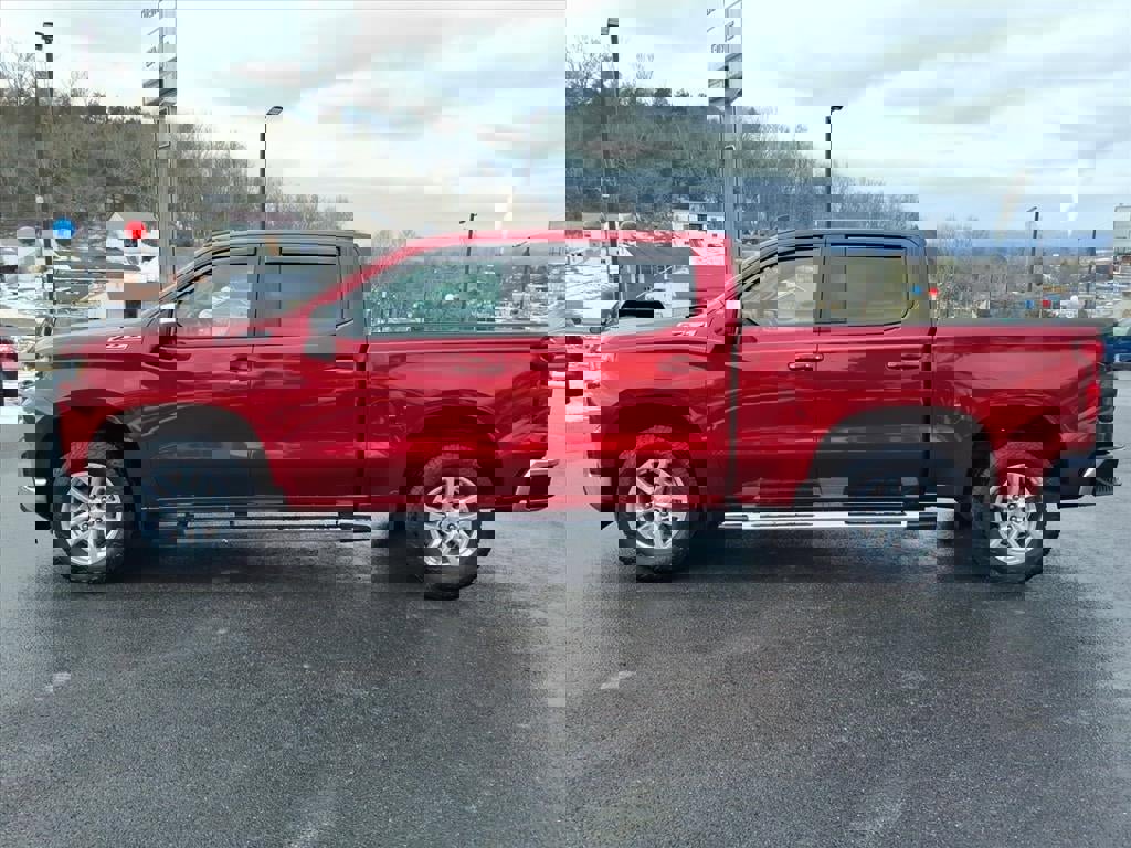 Certified 2022 Chevrolet Silverado 1500 LT w/ Z71 Off-Road Package image 2