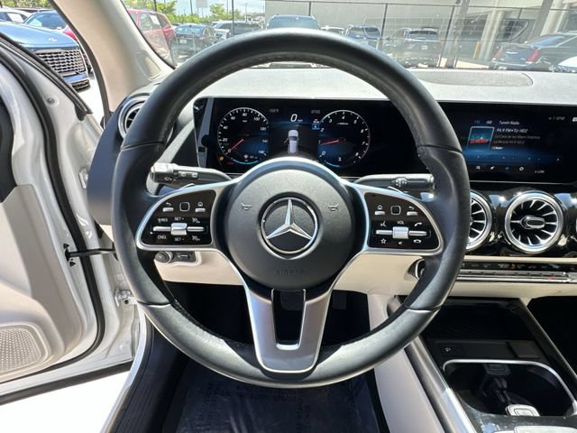 Used 2023 Mercedes-Benz GLA 250 4MATIC w/ Premium Package image 21