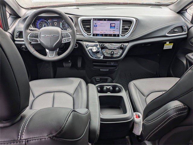 New 2026 Chrysler Pacifica Select image 22