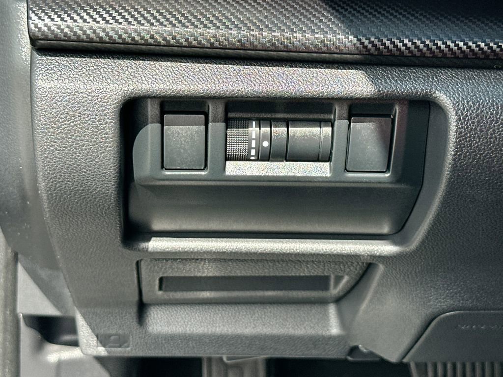 Used 2024 Subaru Crosstrek 2.0i Premium image 11