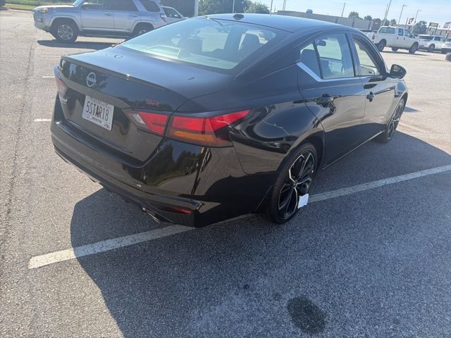 Used 2025 Nissan Altima 2.5 SR FWD image 16