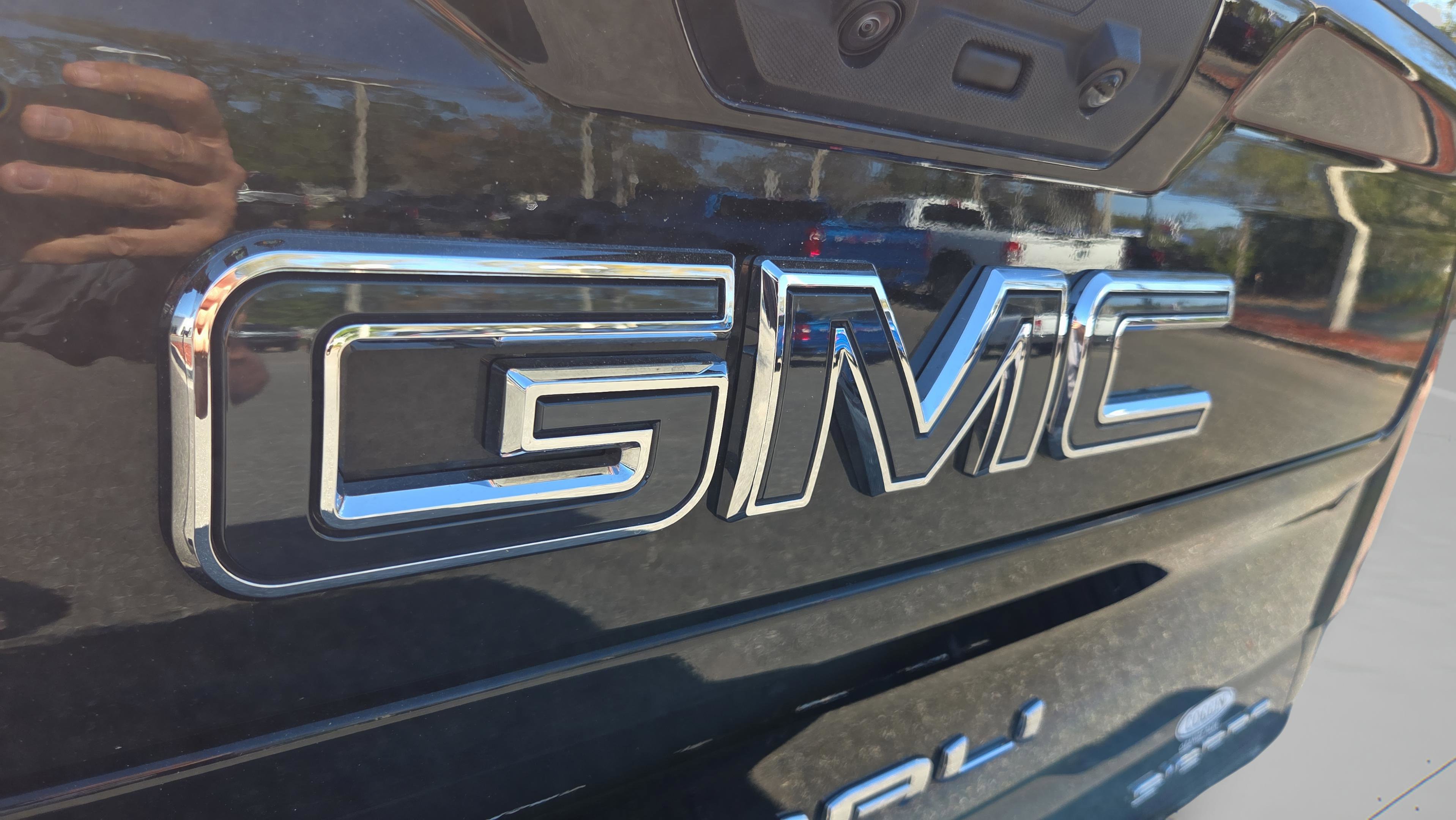 Used 2025 GMC Sierra 2500 Denali Ultimate image 36