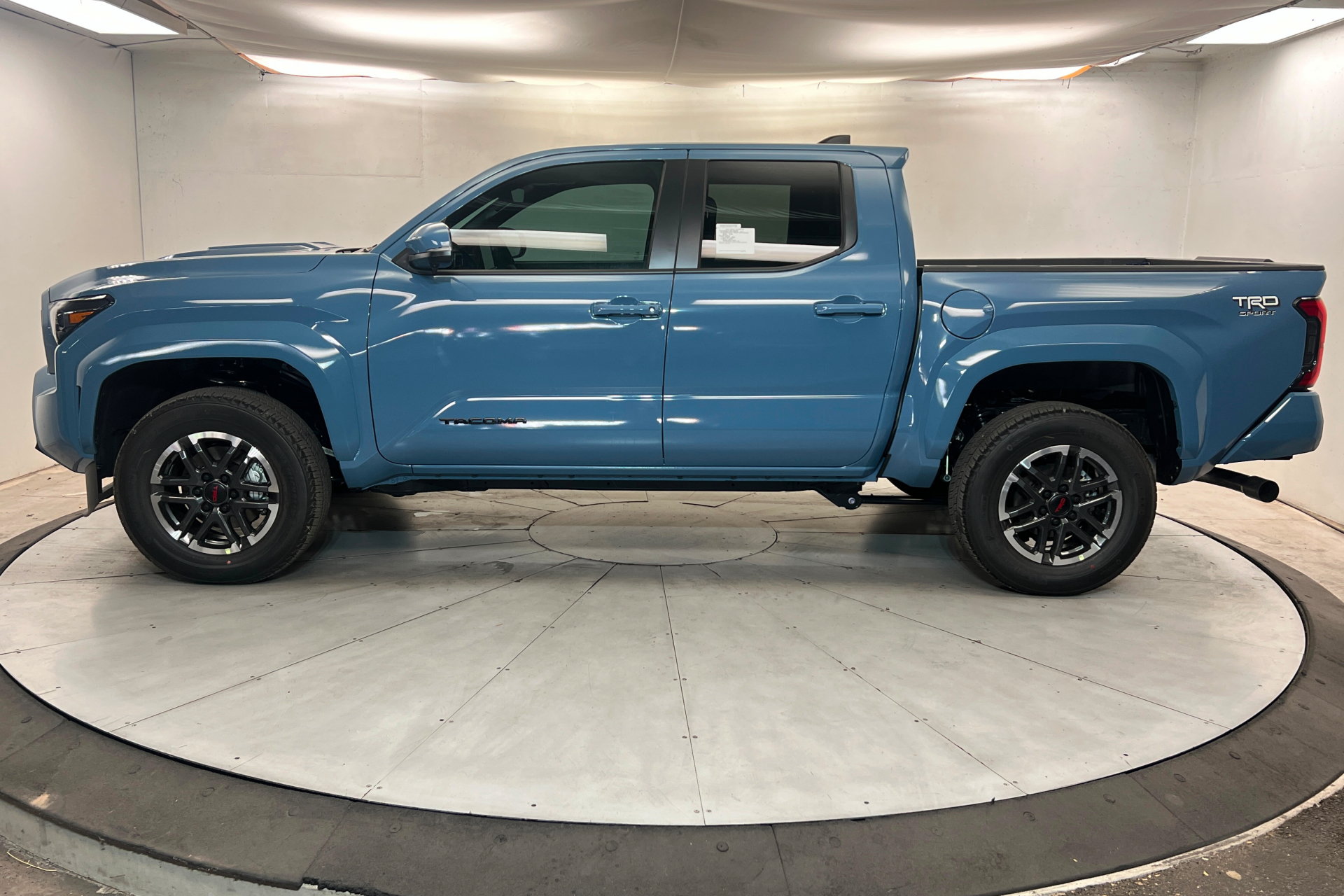 New 2026 Toyota Tacoma TRD Sport AWD/4WD image 2