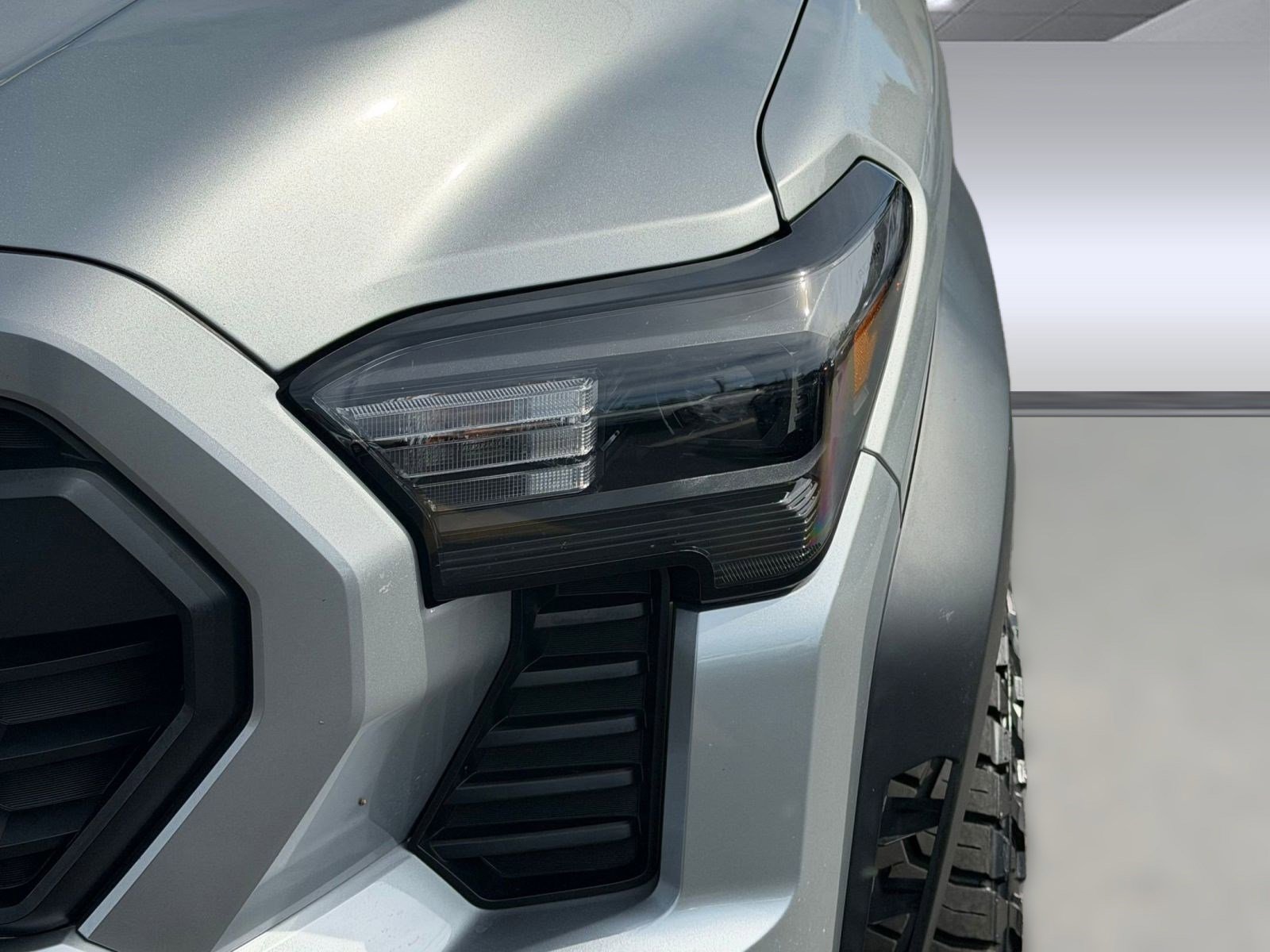 Certified 2024 Toyota Tacoma TRD Off-Road image 11