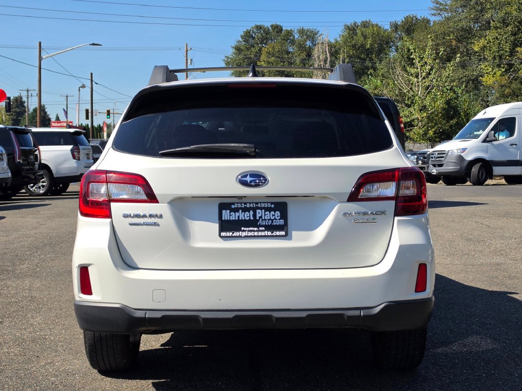 Used 2016 Subaru Outback 2.5i Premium AWD/4WD image 5