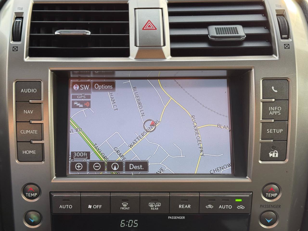 Used 2015 Lexus GX 460 w/ Comfort Package image 12