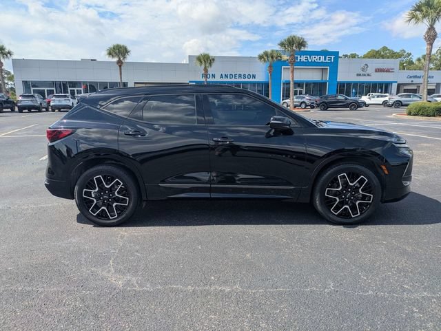 Used 2023 Chevrolet Blazer RS w/ Enhanced Convenience Package FWD image 2