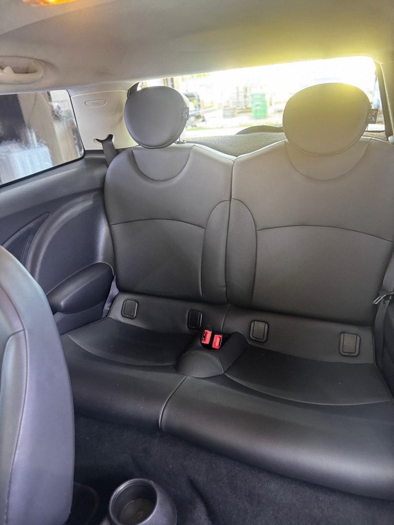 Used 2011 MINI Cooper Hardtop FWD image 31