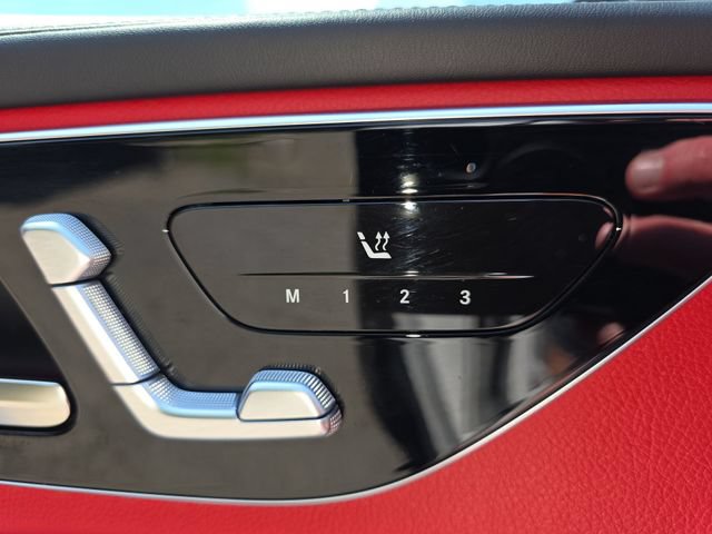 Used 2024 Mercedes-Benz GLC 43 AMG 4MATIC image 30