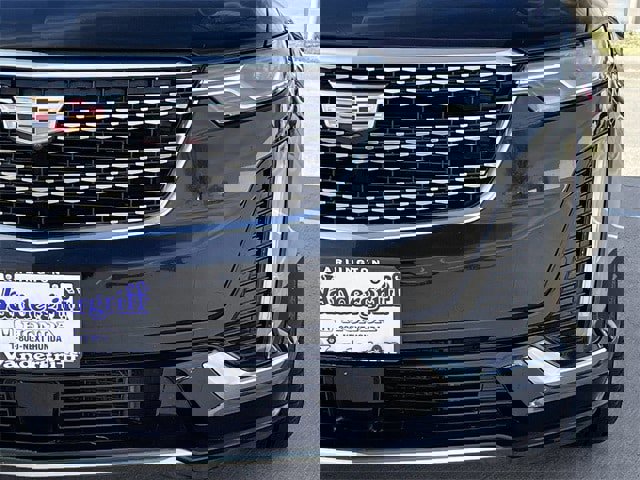 Used 2023 Cadillac XT6 Premium Luxury w/ Technology Package image 8