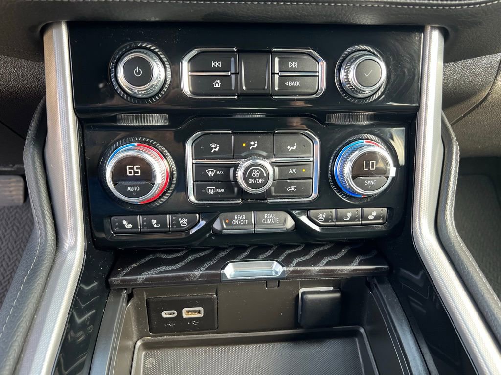 Used 2024 GMC Yukon Denali image 36
