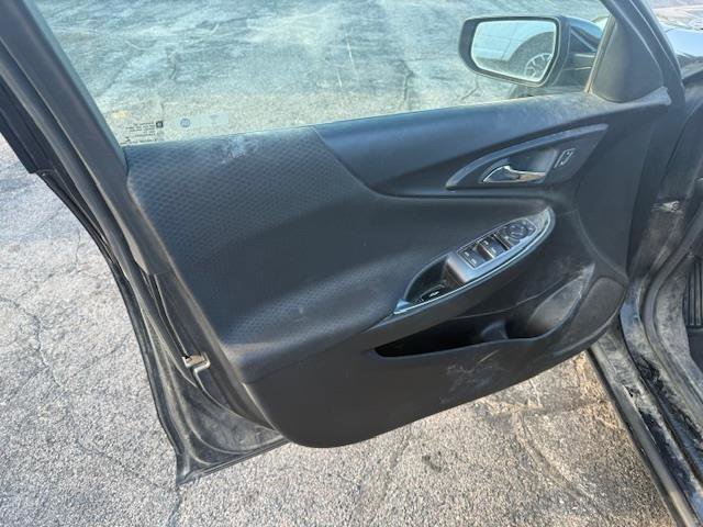 Used 2018 Chevrolet Malibu LT image 13