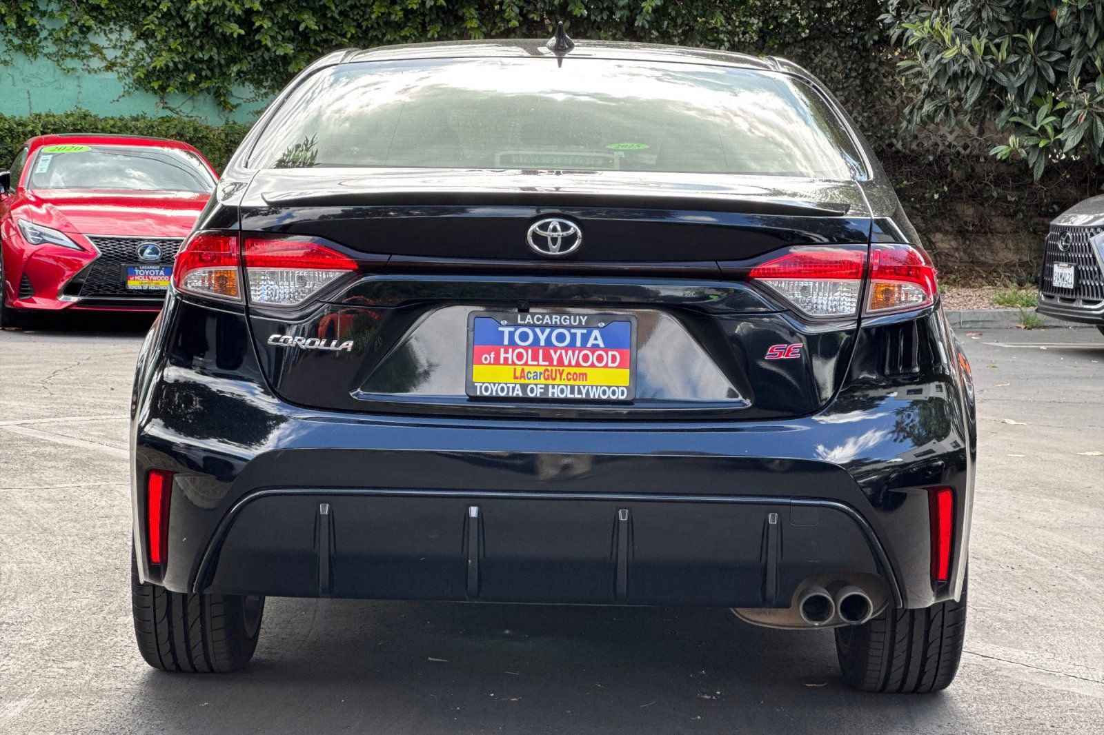Certified 2024 Toyota Corolla SE w/ SE Premium Package FWD image 5