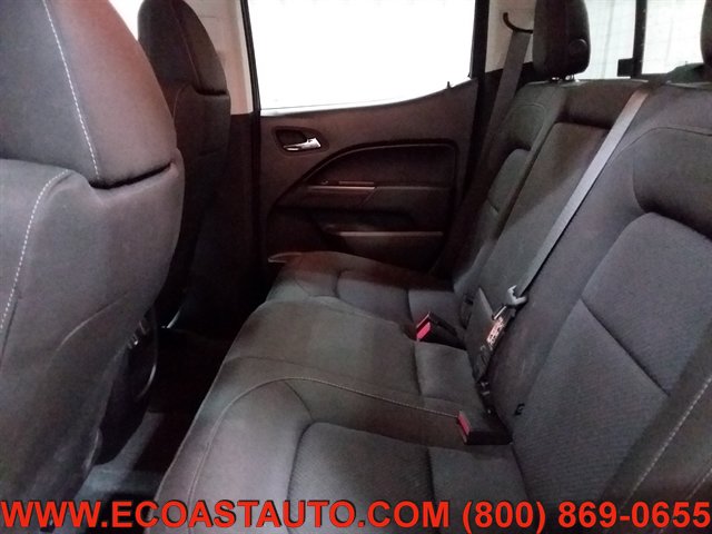 Used 2022 Chevrolet Colorado LT w/ LT Convenience Package AWD/4WD image 12