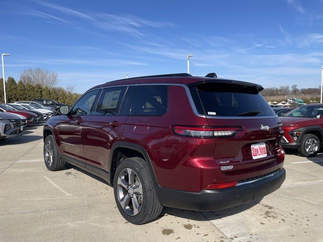 New 2025 Jeep Grand Cherokee L Limited w/ Luxury Tech Group II image 3