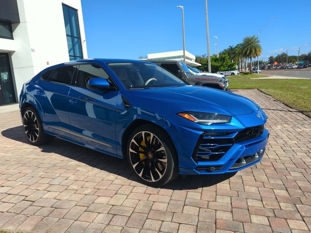 Used 2020 Lamborghini Urus image 8