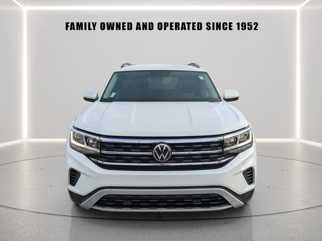 Certified 2023 Volkswagen Atlas SE image 6