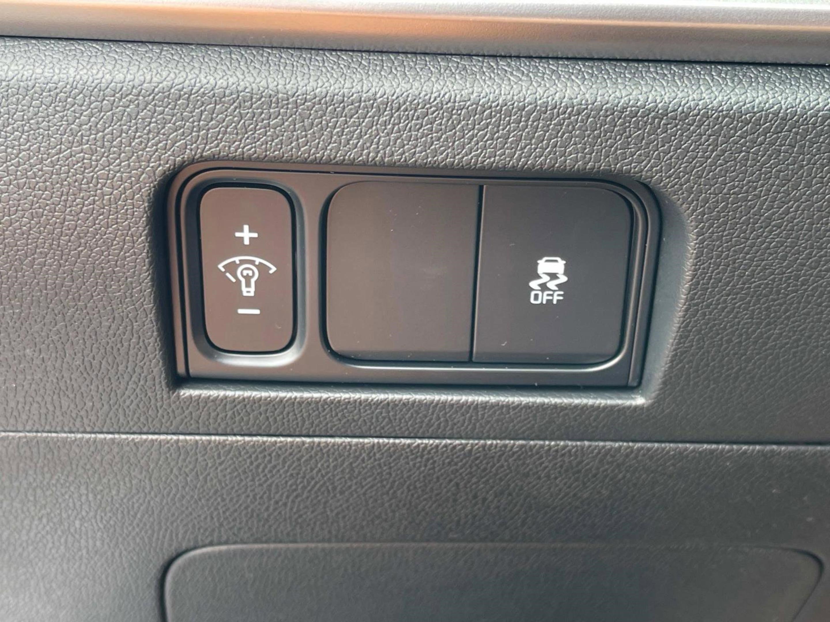 New 2025 Kia Sorento LX image 31