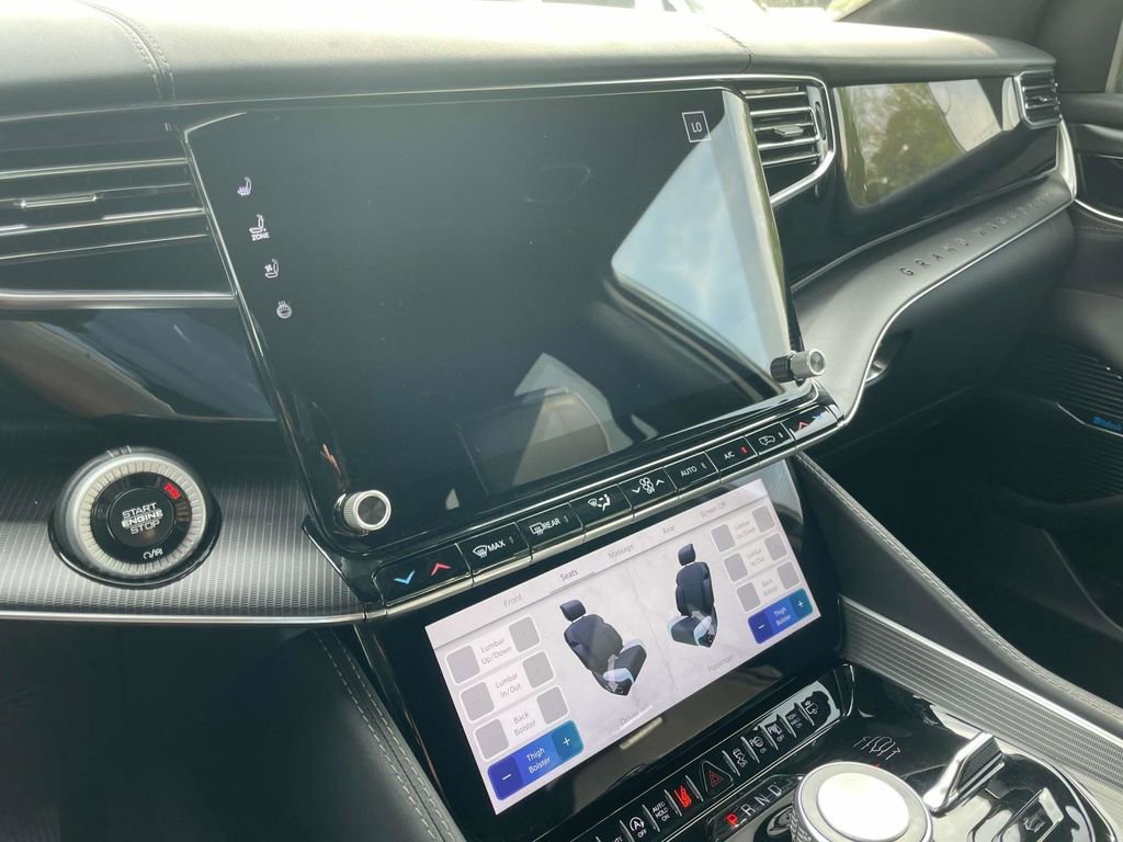 Used 2024 Jeep Grand Wagoneer L Series II w/ Quick Order Packagew 28T image 36