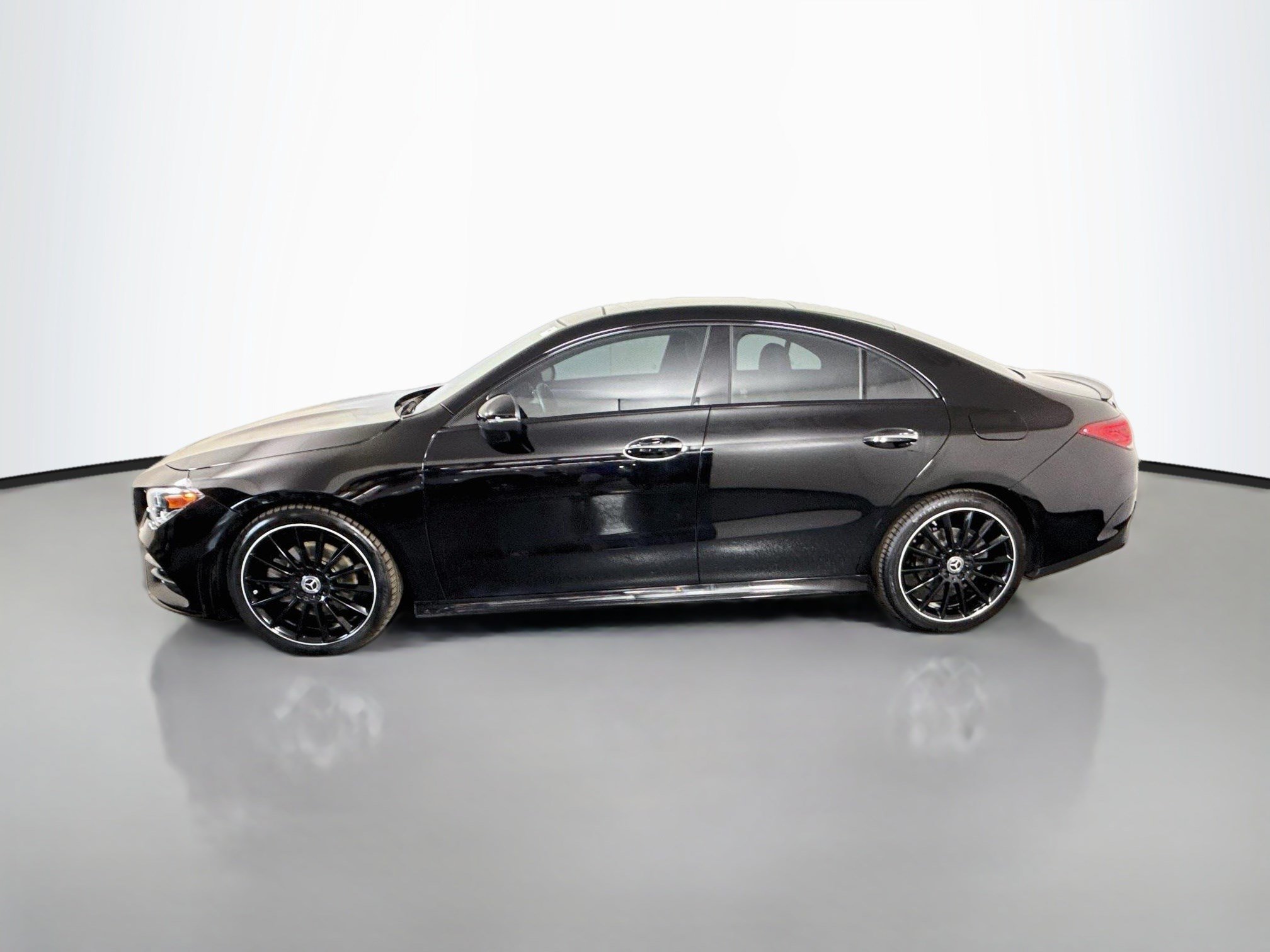 Used 2022 Mercedes-Benz CLA 250 image 6