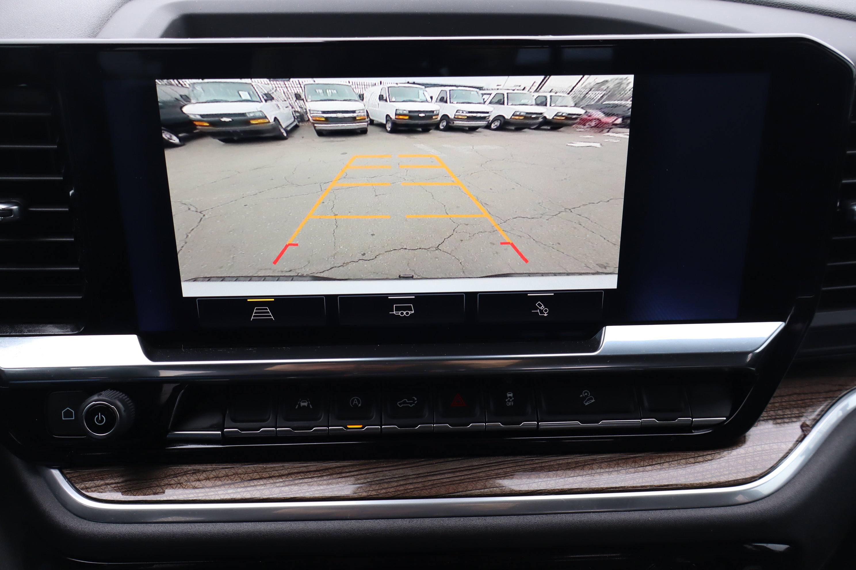 Certified 2025 Chevrolet Silverado 1500 LT Trail Boss w/ Convenience Package II image 28