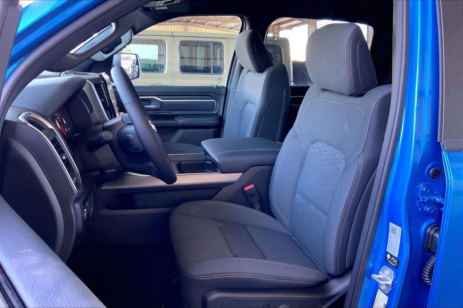 New 2026 RAM 1500 Big Horn AWD/4WD image 9