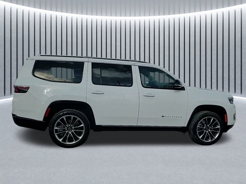 Certified 2024 Jeep Wagoneer Series III w/ Premium Group I image 6