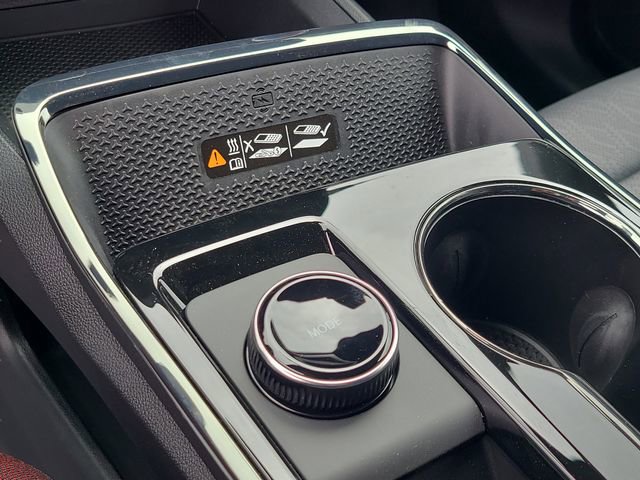 New 2026 Chevrolet Equinox RS w/ Convenience Package III FWD image 29
