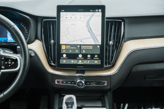 Certified 2026 Volvo XC60 B5 Plus AWD/4WD image 22