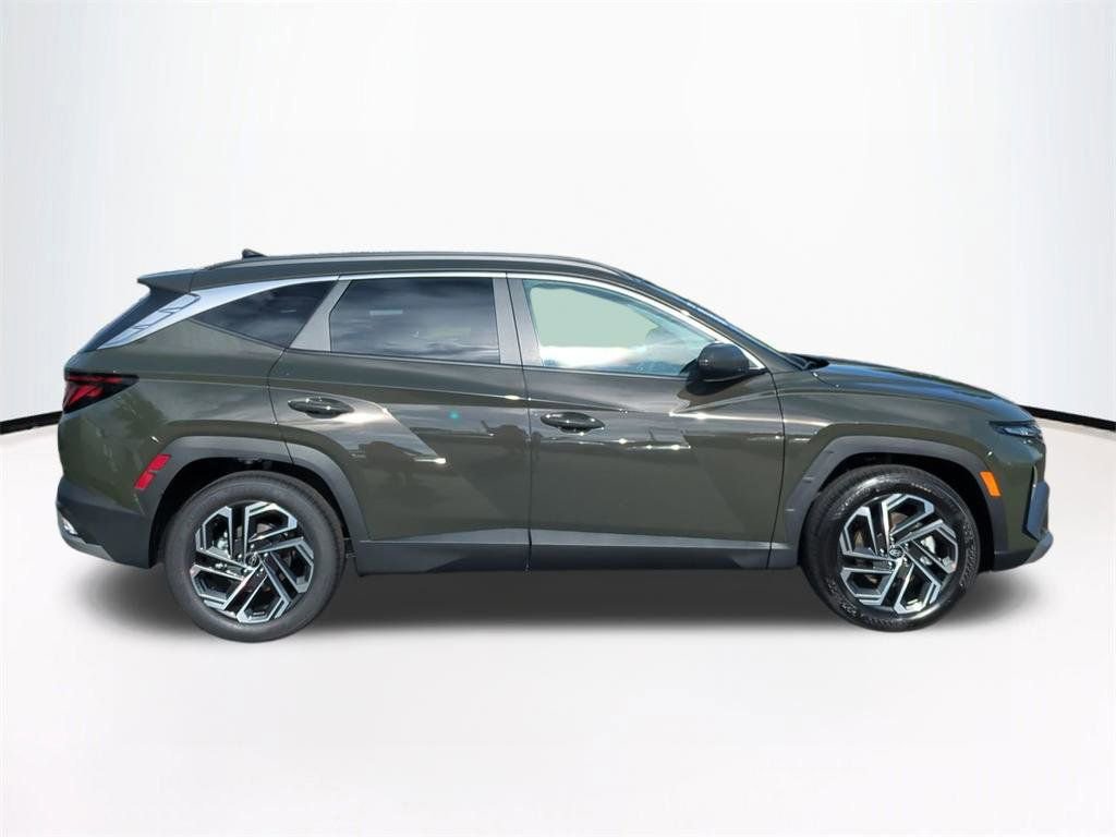 New 2026 Hyundai Tucson SEL Plus FWD image 4