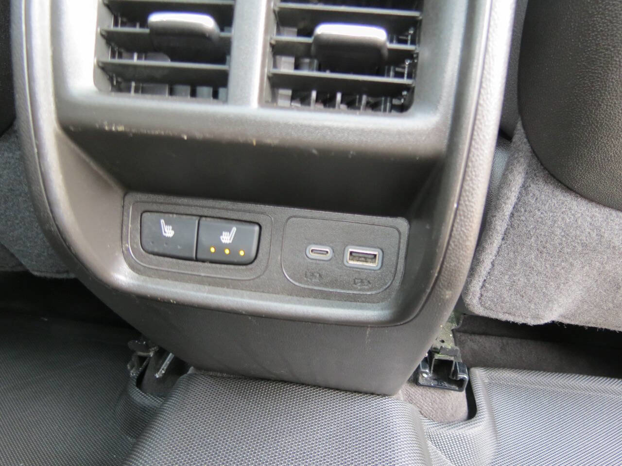 Used 2024 Cadillac XT4 Sport w/ Cold Weather Package image 10