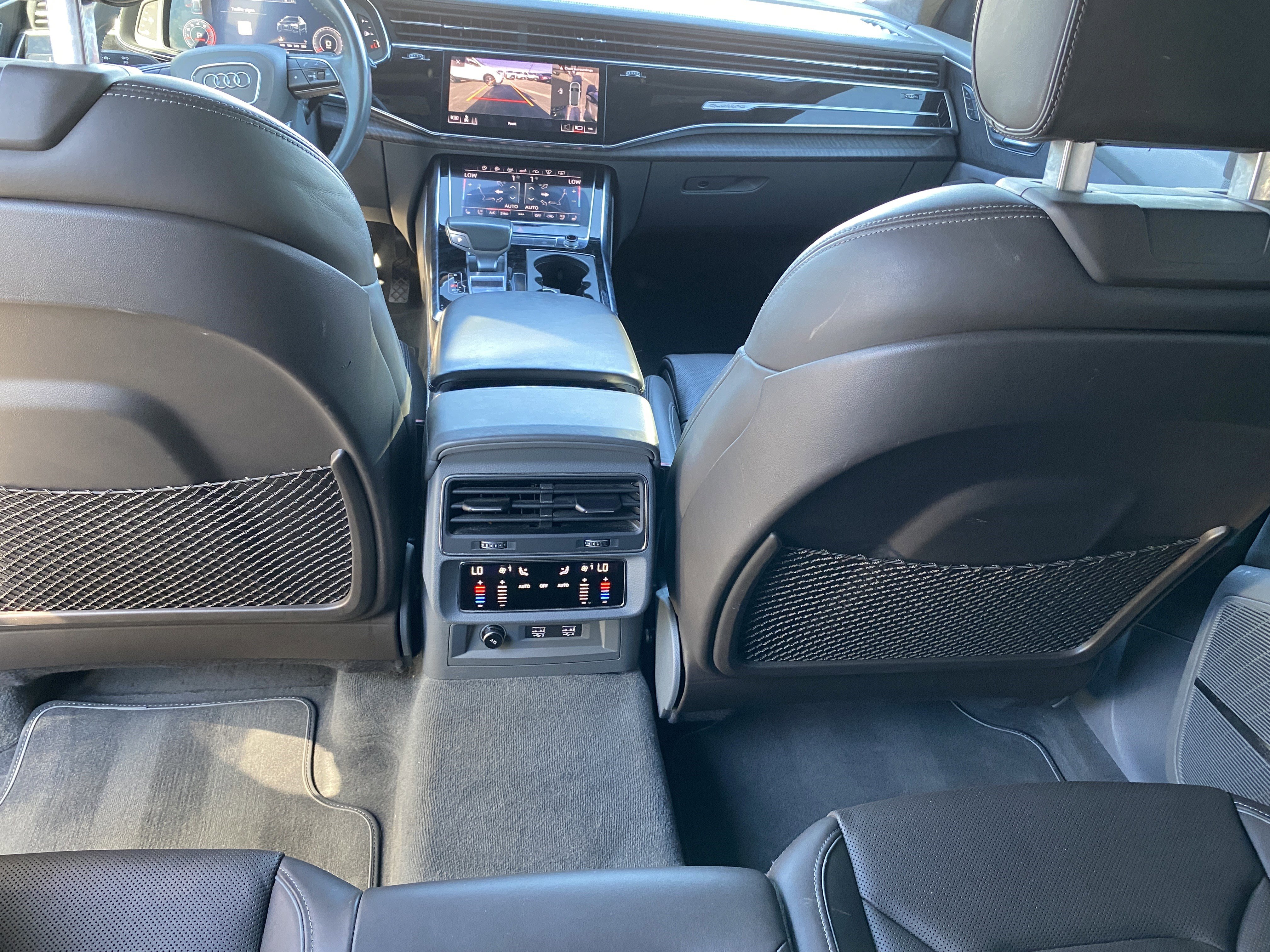 Used 2019 Audi Q8 Prestige image 16