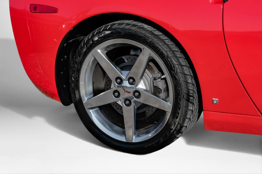 Used 2006 Chevrolet Corvette Convertible w/ Preferred Equipment Group RWD image 37