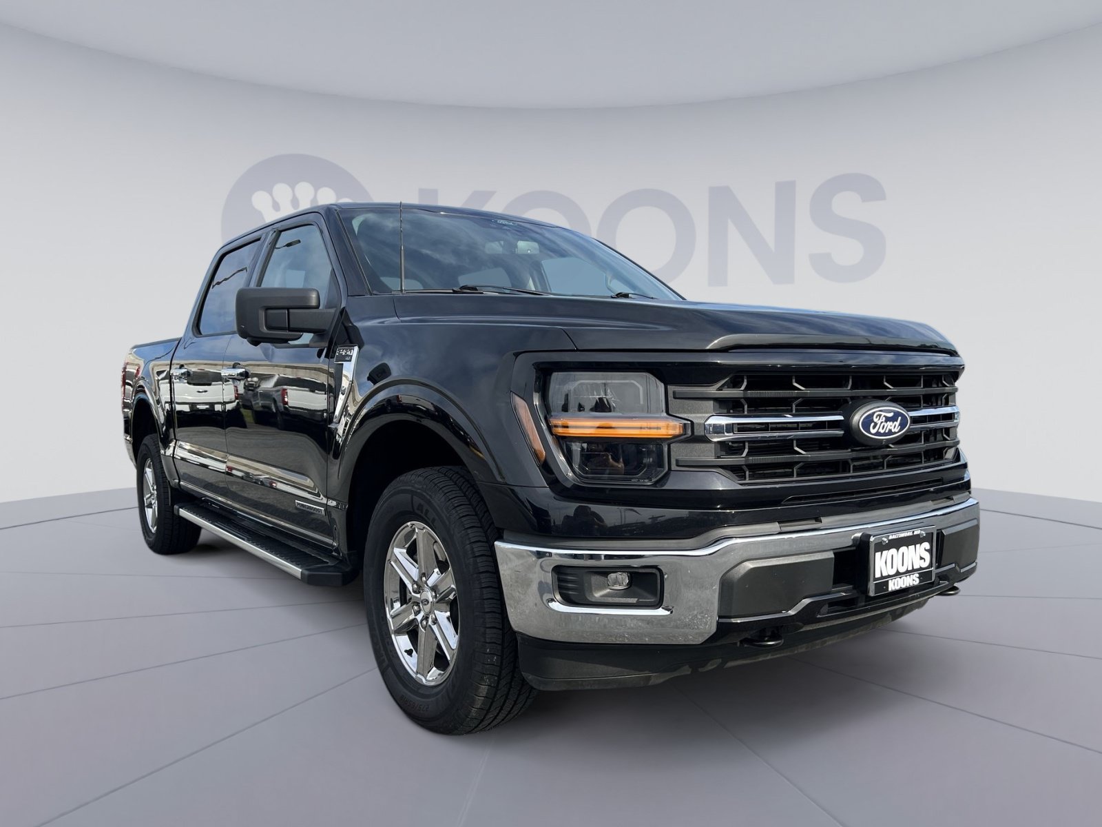 Certified 2024 Ford F150 XLT w/ Mobile Office Package AWD/4WD image 10