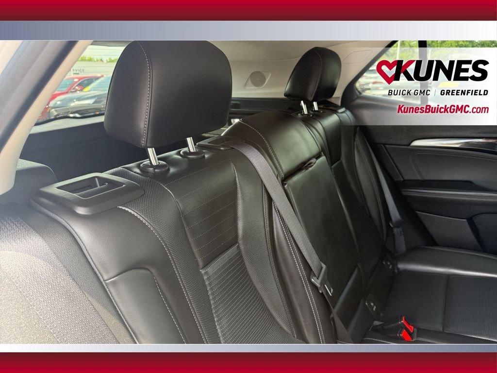 Used 2024 Buick Envision Preferred AWD/4WD image 34