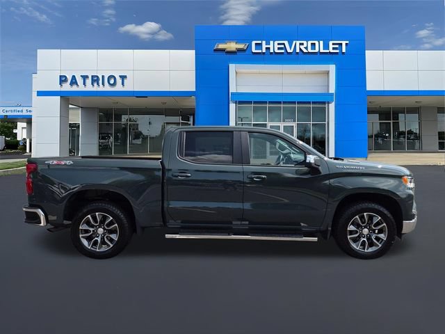 Used 2025 Chevrolet Silverado 1500 LT AWD/4WD image 11