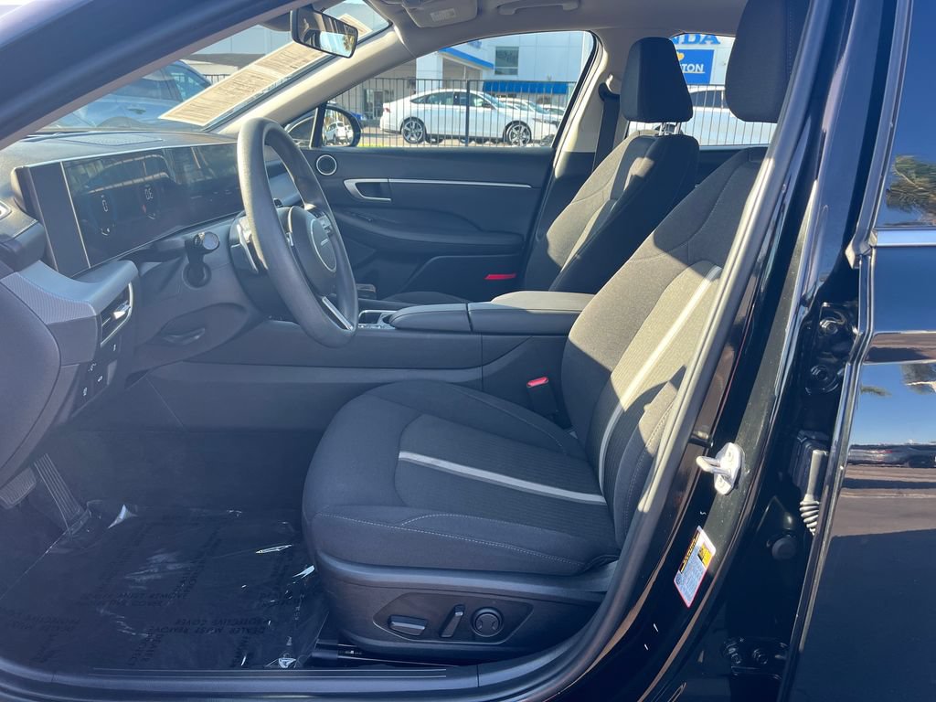 Used 2024 Hyundai Sonata SEL FWD image 11