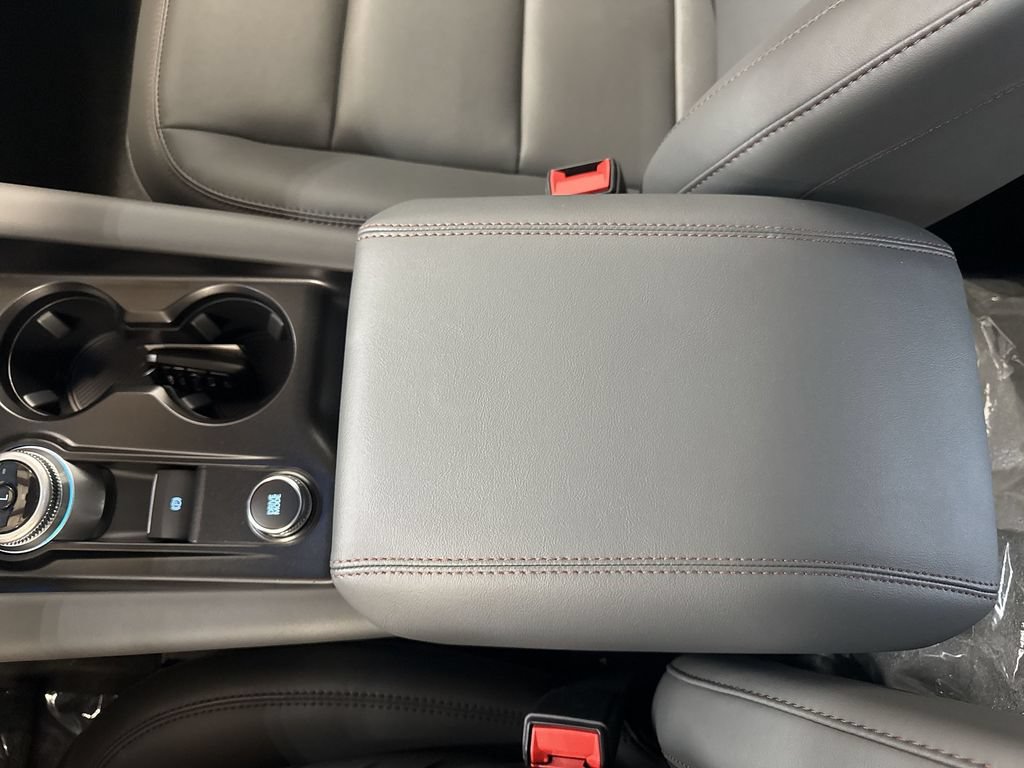 New 2026 Ford Explorer Active w/ Active Comfort Package AWD/4WD image 22