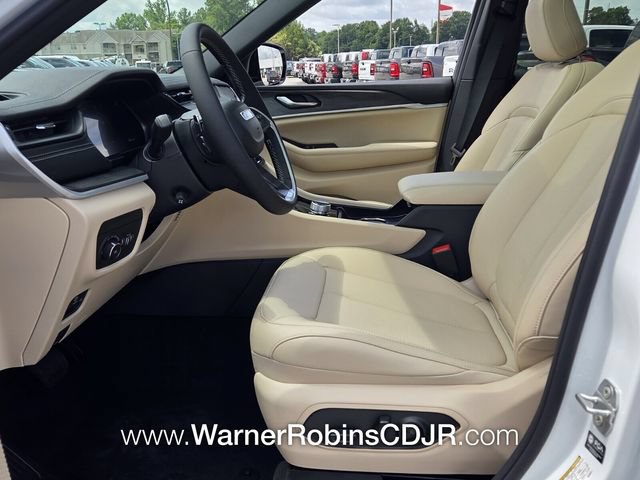 New 2026 Jeep Grand Cherokee L Limited RWD image 5