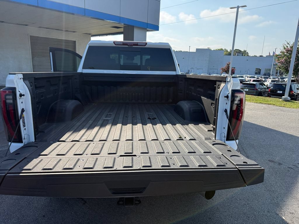 Used 2026 GMC Sierra 2500 AT4 w/ AT4 Premium Plus Package AWD/4WD image 15