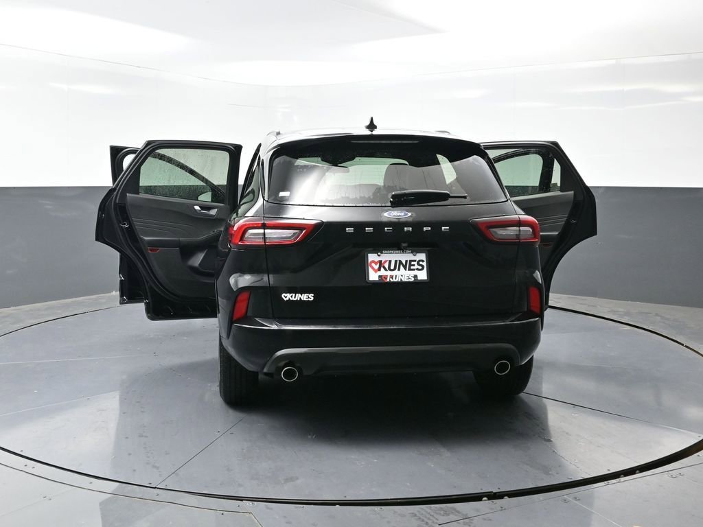 Used 2024 Ford Escape ST-Line image 58